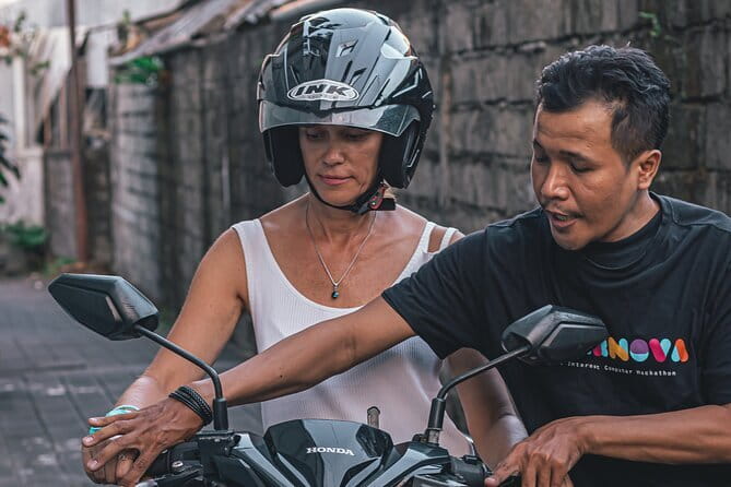 2 Hours Private Scooter Lesson in Bali - Pickup, meet point, and how the lesson starts