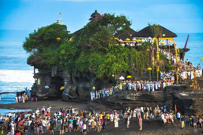 2D1N Ijen Blue Fire and Mount Bromo Sunrise Tour from Bali - Price and value: what $393 per person really covers