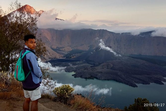 2D1N Senaru Crater Rim Trekking - Day 2 sunrise and descent: why the rim is worth one night