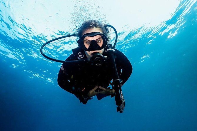 5 Fun Dives in Nusa Lembongan (for certified divers) - Swim with a Mola Mola - Crystal Bay: starting with a classic Lembongan big-watching setup