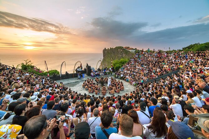 Admission Tickets for Kecak Dance & Uluwatu Temple Sunset - Stop 2: Uluwatu Temple at golden hour