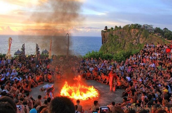 Admission Tickets for Kecak Dance & Uluwatu Temple Sunset - What to eat, drink, and pack for comfort