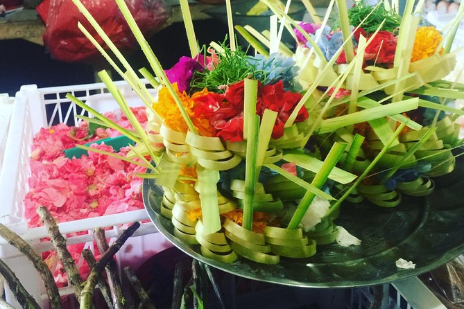 Afternoon Cooking Class & Making Bali Offering with Dinner - Cooking nine Balinese recipes: hands-on, guided, and actually tasty
