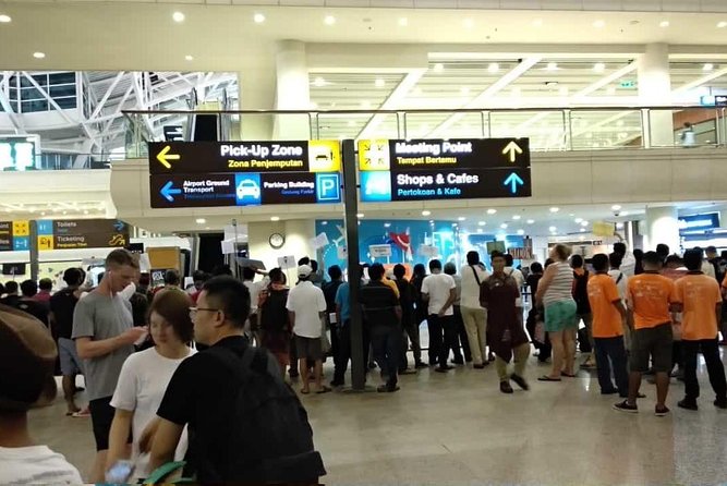 Airport transfer to seminyak/ kuta - Quick Highlights