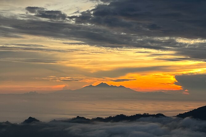 All inclusive Mount Batur Trekking with Hot Spring tour - The flashlight hike up: expect slow steps and smart technique