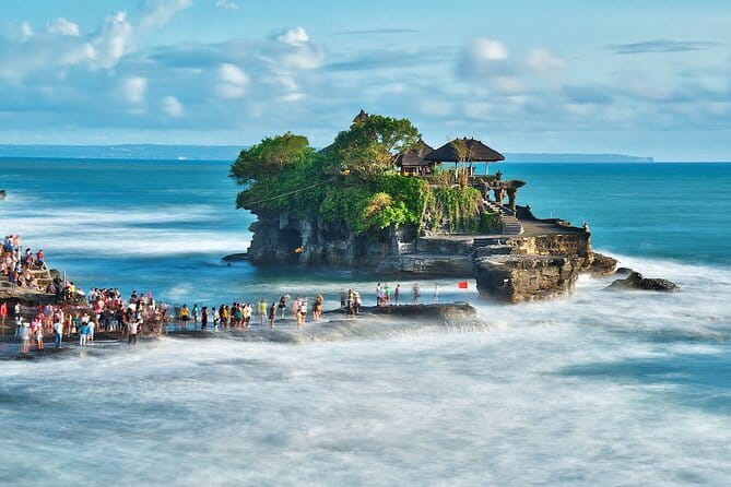 All Inclusive Nusa Penida East Island Private Tour from Bali - Molenteng Tree House: a viewpoint break with photo payoff