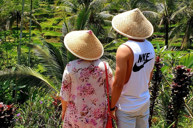 All inclusive Private 3 day tours package : Bali highlights - Day 3: Nusa Dua beach time, Uluwatu cliff temple, and Jimbaran dinner
