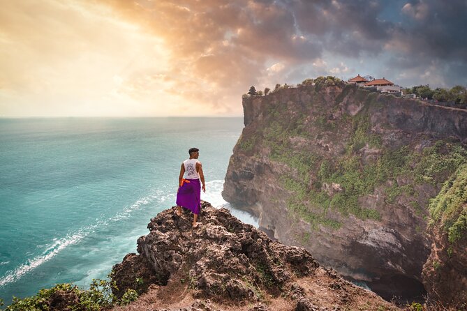 All Inclusive Private Uluwatu Tour with Kecak Dance and Dinner - Seminyak pickup and the traffic reality in Bali