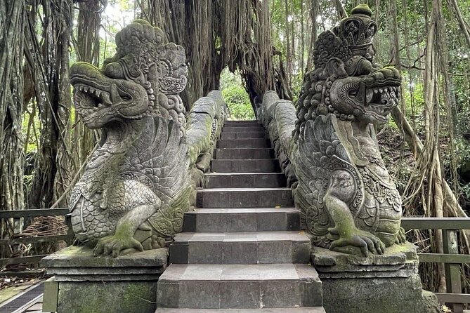 All Inclusive Ubud Cultural and Natural Highlights Tour - Lunch in the jungle: a real meal between big sights