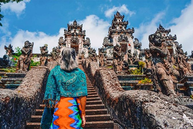 Amazing Private Tour: Lempuyang temple, Tirta gangga, Tukad cepung waterfall - Starting at 6:00 am: why the early pickup matters