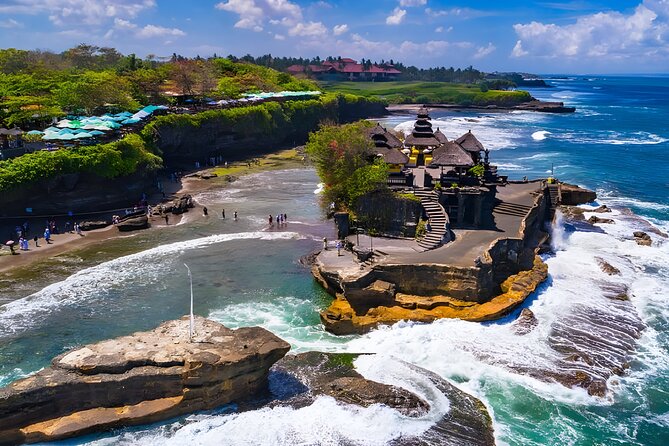 Amazing Tanah Lot and Uluwatu Temple Tour - Tanah Lot’s wave-framed shrine, plus a real photo-time reality check