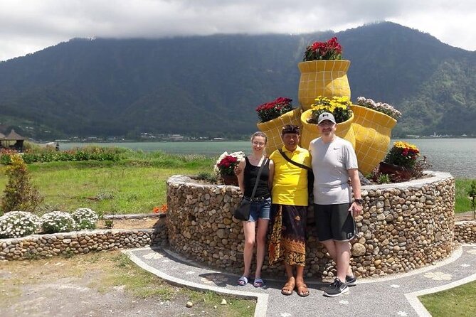 Ancient Temples and Jatiluwih Rice Terrace Private Tour - Ulun Danu Beratan Temple at the lake: why this stop matters