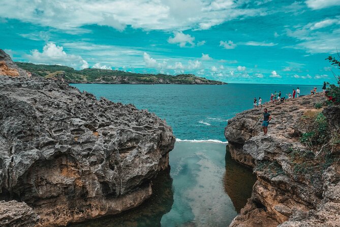 Bali 2 Days and 1 Nights of Nusa Penida and Lembongan Tour - Day 1 on Nusa Penida: Kelingking, Angel Billabong, Broken Beach, Crystal Bay