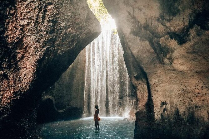 Bali 3 Days Private Tour-Bali Highlight - Day 3 northwest-to-coast: Taman Ayun, Ulun Danu Bratan, Jatiluwih, and Tanah Lot