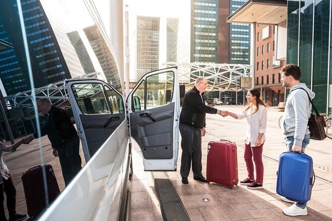 Bali Airport: One-Way Private Transfer To/From Hotel - Key points