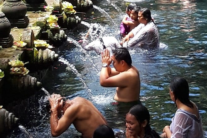 Bali Airport: One-Way Private Transfer To/From Hotel - Who should choose this private transfer to Ubud?