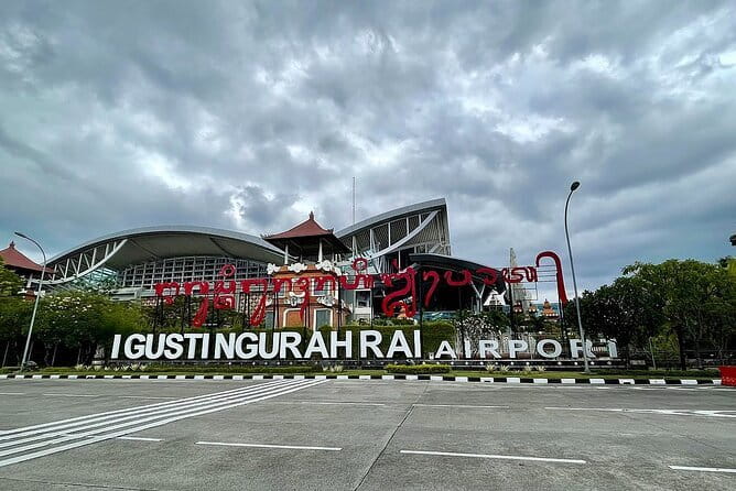Bali airport transfer check in or check out Ubud area - Timing, safety, and driver communication that reduce stress