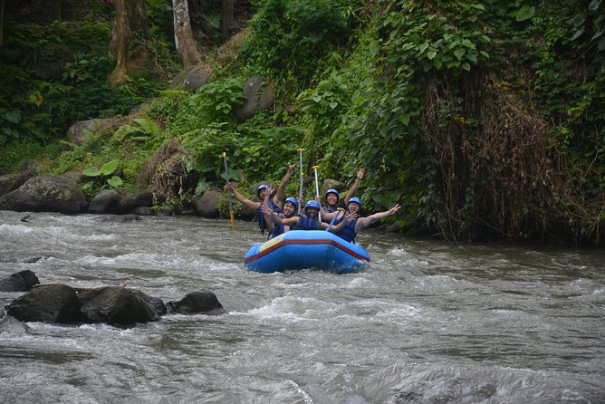Bali ATV Quad Ride and White Water Rafting Adventure - Lunch on this tour: convenient, but not guaranteed to be good
