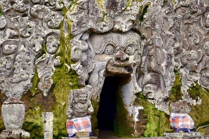 Bali Best Private of Nusa Penida Tour - Stop 3: Pantai Diamond, the long east side finale