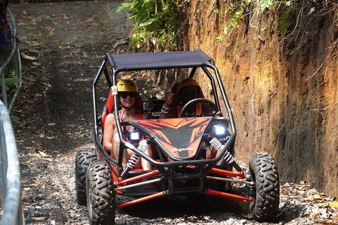Bali Buggy - Best UTV Ride Adventures in West of Ubud - The UTV itself: automatic 300cc power and safety brief