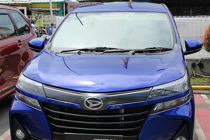 Bali Car Charter Your Own Tour Initenery - The driver and minivan setup you want in Bali