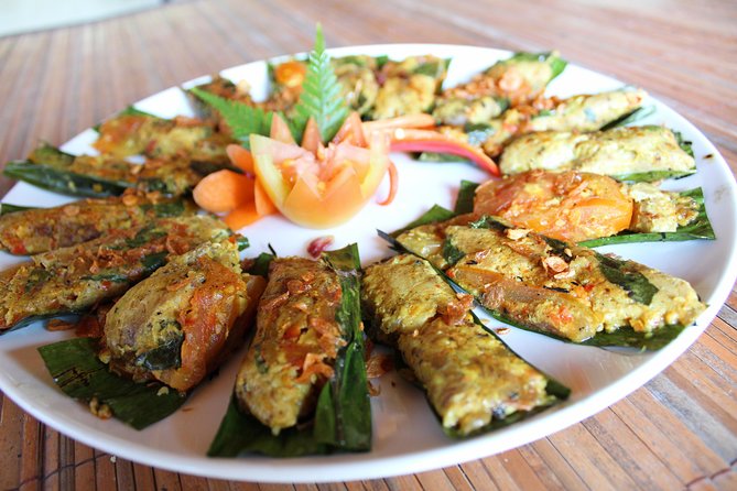 Bali Cooking Class Experience with All Inclusive - Lunch: eating what you actually cooked