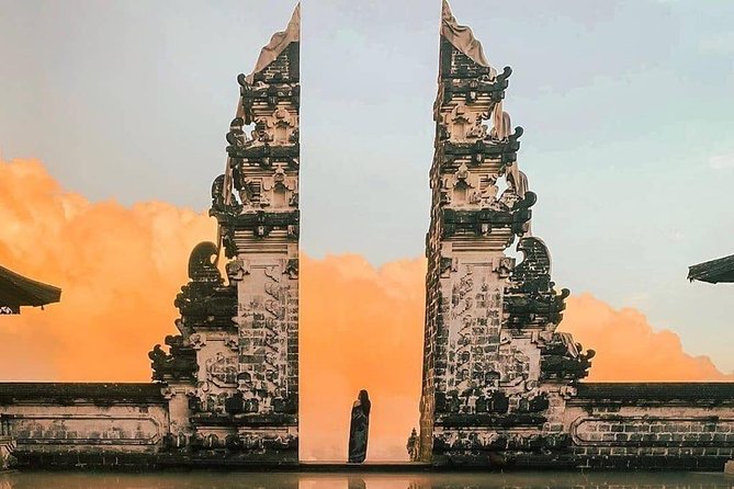 Bali Culture and Choose Your Bali Tour Route in Bali with Bali driver-Free WIFI - Ubud cultural core: Monkey Forest, art market, rice terrace, Tirta Empul