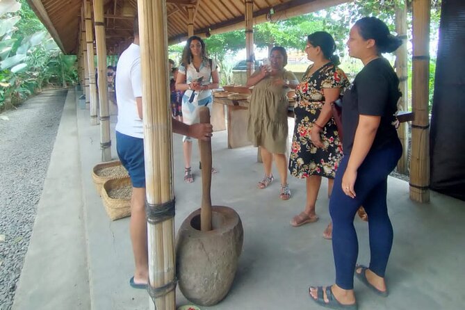 Bali Culture And Spring Temple Private Guided Tour - A traditional Balinese home compound: Gung Aji