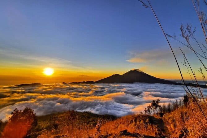 Bali day trip : Batur Sunrise Hike and Hot Spring All inclusive - Mount Batur sunrise hike: what the climb feels like in real life