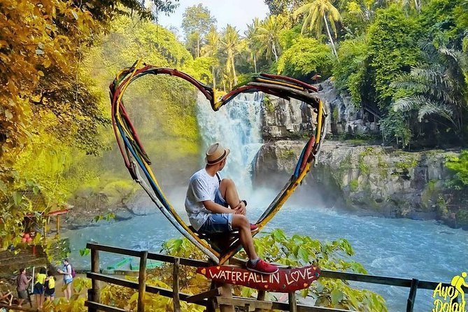 Bali Day Trip to Ubud Highlight Tour and Tanah Lot Temple - Stop 2: Sacred Monkey Forest Sanctuary and temple-forest rules