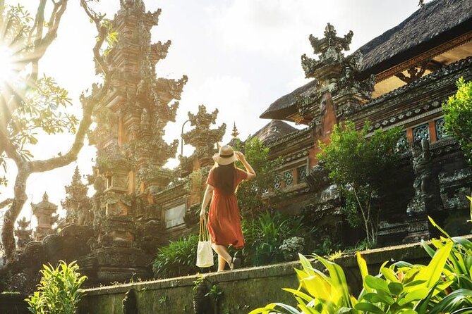 Bali Day Trip to Ubud Highlight Tour and Tanah Lot Temple - Stop 3: Puseh Batuan Temple and the Wantilan dance connection