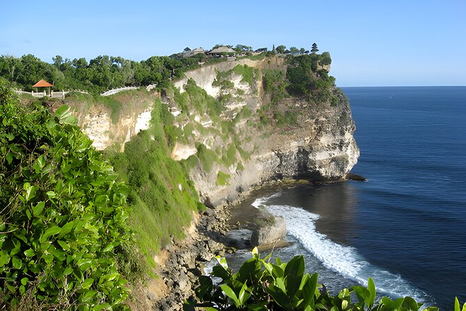 Bali Full Day-Tour: Denpasar City and Uluwatu Sunset Tour - Badung Market: textiles and the two worlds across the bridge
