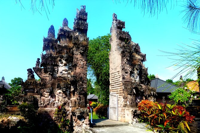 Bali Full Day-Tour: Denpasar City and Uluwatu Sunset Tour - Jagatnatha Temple: a calmer pause and a clear spiritual focus