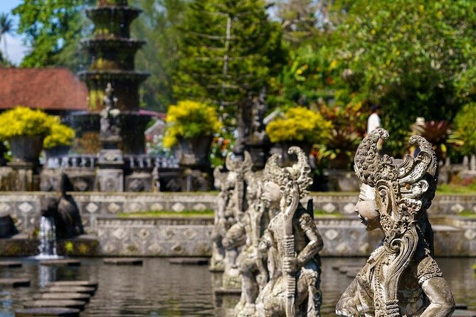 Bali Gate of Heaven Temple, Waterfall, Water Palace & Swing - The pro photo setup, and why it changes the whole day