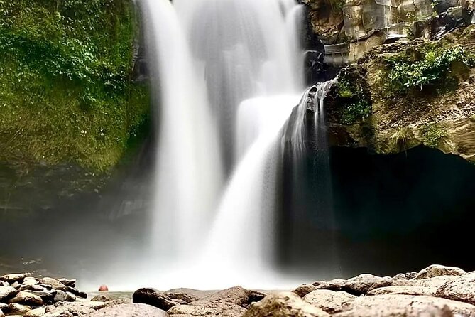 Bali Inclusive Tour: Best Waterfalls Around Ubud Area - Stop 3: Tegenungan, close to Ubud and built for an easy win