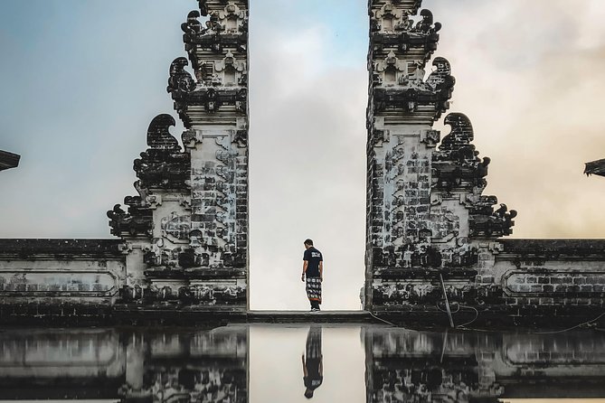 Bali Instagram Tour - Lempuyang Temple and the Gates of Heaven photo game