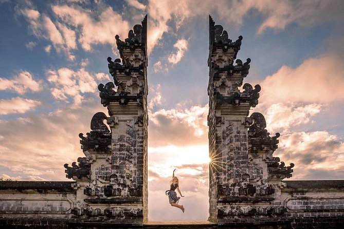 Bali Instagram Tour from Your Hotel (Private & Full-day) - Cave waterfalls and Tegalalang rice terraces: the Bali you came for