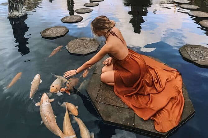 Bali Instagramable Tour: Gates of Heaven Lempuyang - Water Palace - Waterfall - Pickup and timing: 6 to 9 am, 10 to 12 hours total