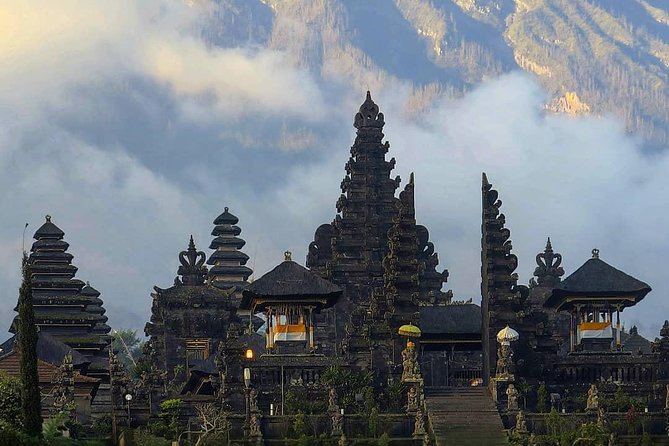 Bali Most Beautiful Temples Private Tour - Besakih Temple Complex on Mount Agung Slopes: Why It’s the Anchor Stop