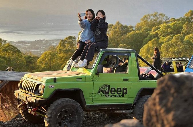 Bali Mount Batur Jeep Sunrise and Black Lava Jeep Tour - Breakfast and coffee break: fuel for the rest of the morning