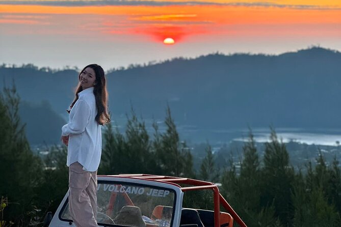 Bali: Mount Batur Jeep Sunrise & Hot Springs - All Inclusive - Floating temple photo stop, and how to make it work for you