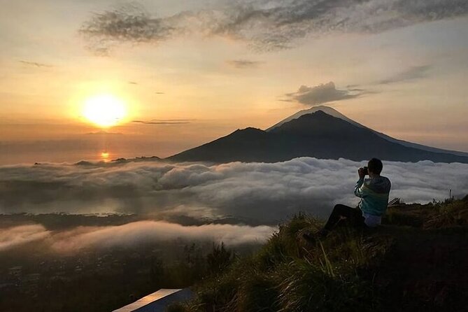 Bali Mount Batur Sunrise Hike and Natural Hot Spring - Coffee plantation stop at 11.30 AM: what you should look for