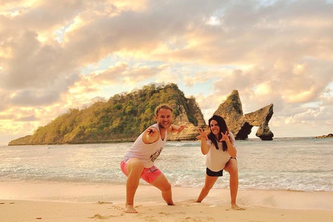 Bali-Nusa Penida. East Part. Private car. All-inclusive - Stop 3: Molenteng Tree House, the cliffside photo stop with an actual story