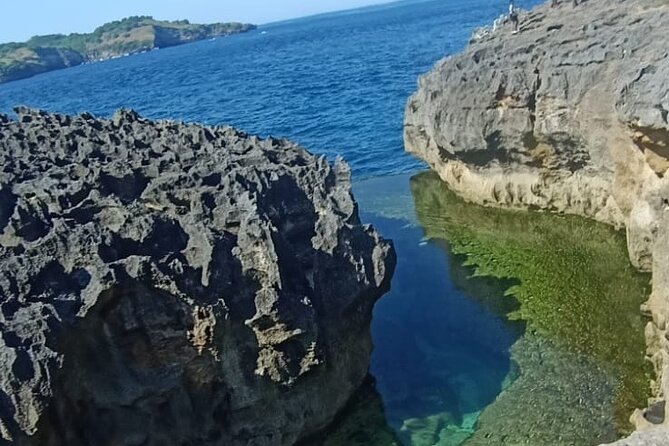 Bali Nusa Penida West Private All-Inclusive Tour - Private drivers, photo help, and why guide quality changes the vibe