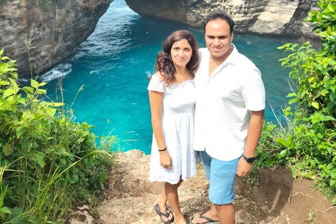 Bali : Nusa Penida with Lunch ,car, driver - Lunch on Nusa Penida: Build in Energy for the Photo Run