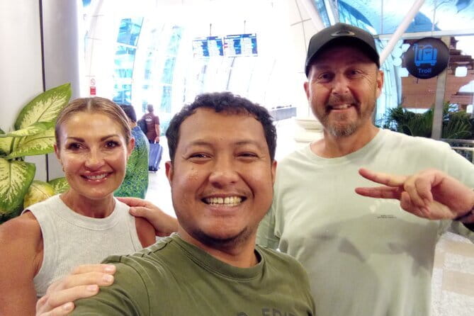 Bali Private Airport Pickup – Exclusive Arrival Transfer - Why a private Seminyak airport pickup beats the taxi stress