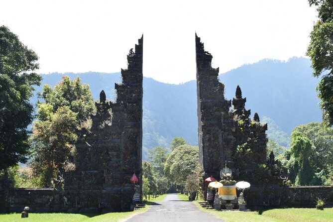 Bali Private Car Charter With English Speaking Driver - Going Beyond South and Central Bali: Extra Fees Explained