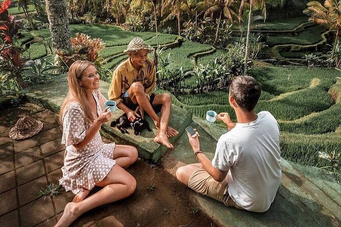 Bali private Shore Excursion from Benoa Port - All Inclusive - Legong Fine Art of Batik: weaving and wearable souvenirs
