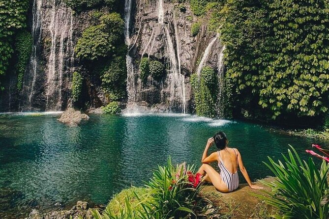 Bali Private Tour: Handara Iconic Gate, Watefall and Temple - Ulun Danu Beratan Temple on Lake Bratan: calm highland setting