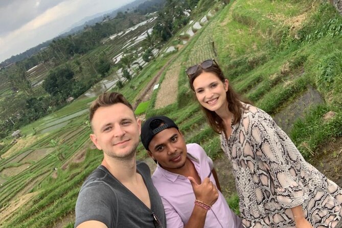 Bali Private Tour Service | Best Bali Driver for your Trip in Bali - The real difference: the chauffeurs and the vibe